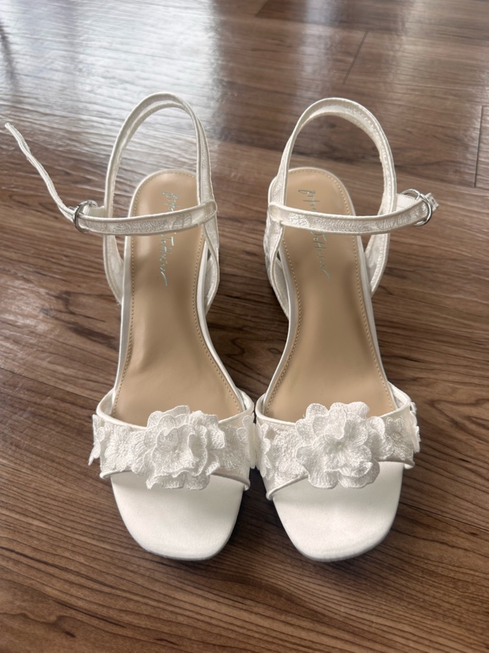 Betsey Johnson White Floral Applique Block Heel Sandal